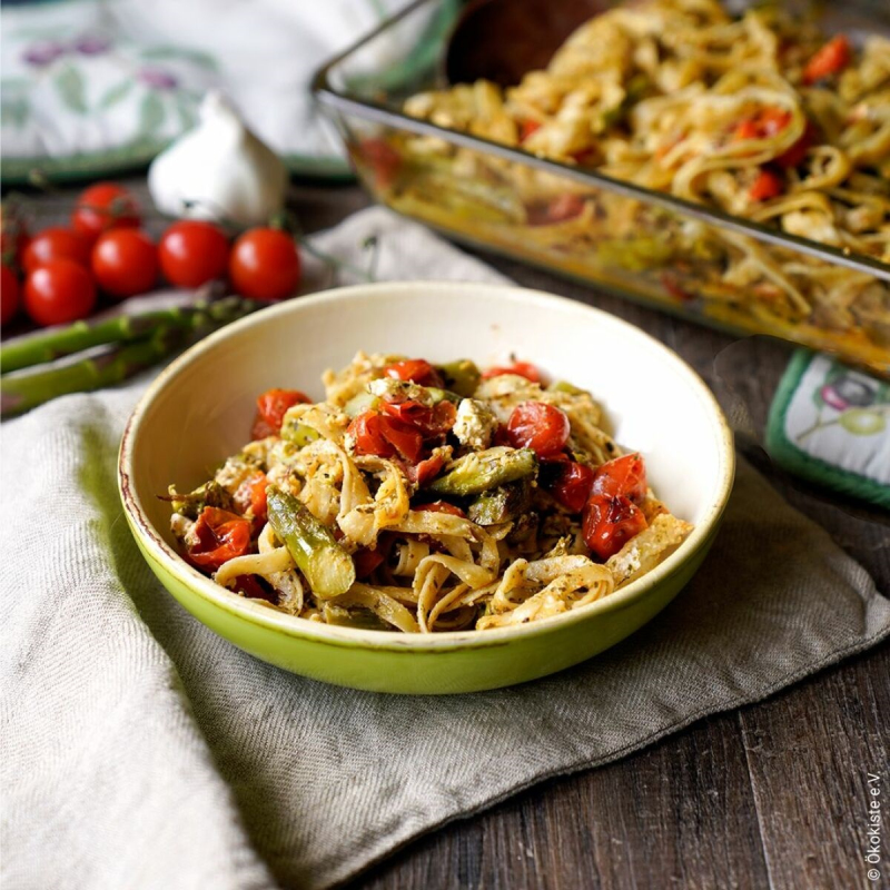 One-Pot-Pasta mit Spargel